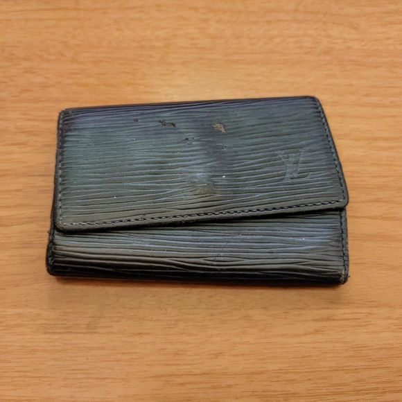 Louis Vuitton Epi Key Holder/Wallet #1142💥PRICE DROP💥 - Picture 1 of 7